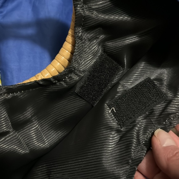 Gorgeous Summer Bag-Cloth Exterior/ Round Bamboo Woven Handles-Arm/Hand Carry - Picture 10 of 16